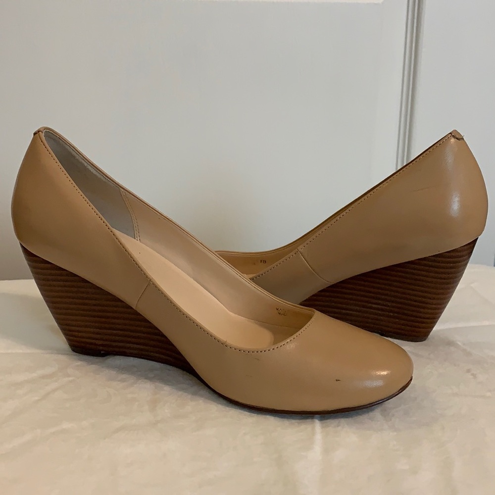 Cole Haan Camel Wedge, Round Toe Dress Shoes